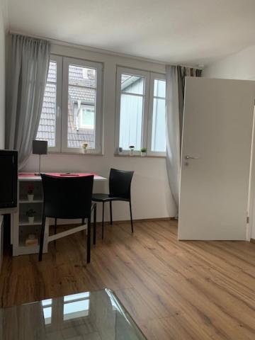 Zentrales Dachgeschossapartment In Leichligen Leichlingen Luaran gambar