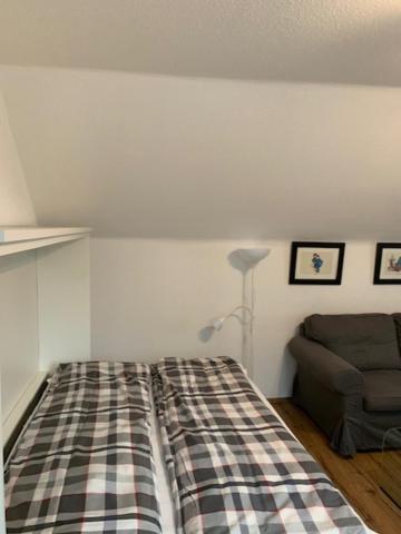 Zentrales Dachgeschossapartment In Leichligen Leichlingen Luaran gambar